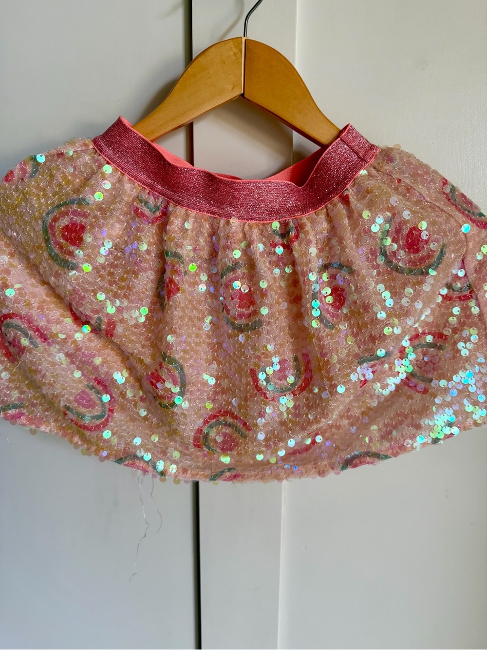 Girls Cat & Jack Rainbow Sequin Pink Skirt Size Small 4/5